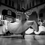 Come si esegue la danza sufi